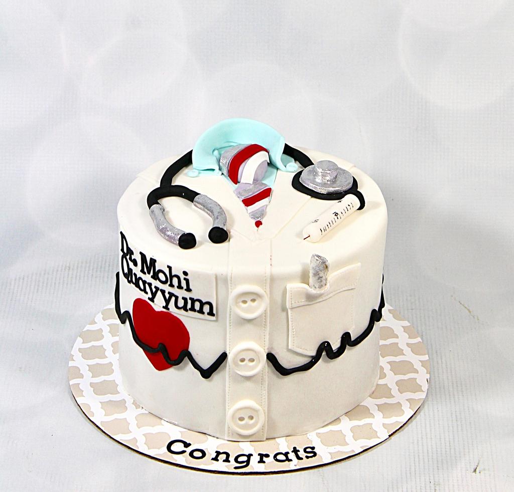 Cake for Physiotherapist ❤️😍⭐ . . . . . . .  #doctor#doctorlife#doctorcake#cakeboss#themecake#customisedcakes#fondant#fondanttopp...  | Instagram