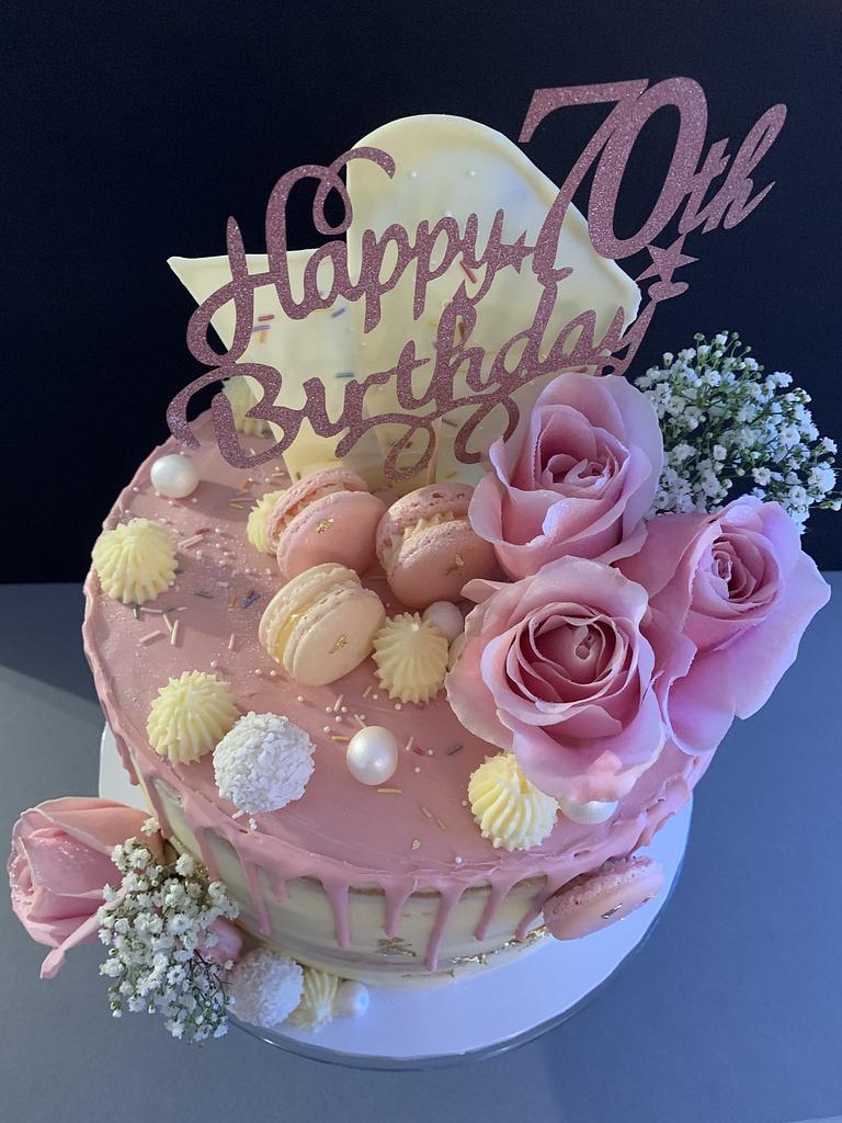 Pink drip cake - Cake by Penny Sue - CakesDecor