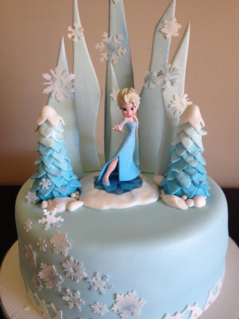 Fantasy For Frozen Elsa Cake - Bloomsvilla-happymobile.vn