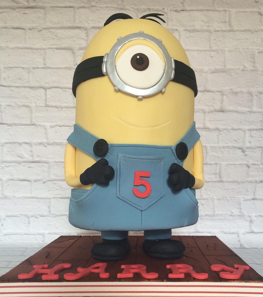 3D Standing Minion Cake - Cake by Babycakes & Roses - CakesDecor