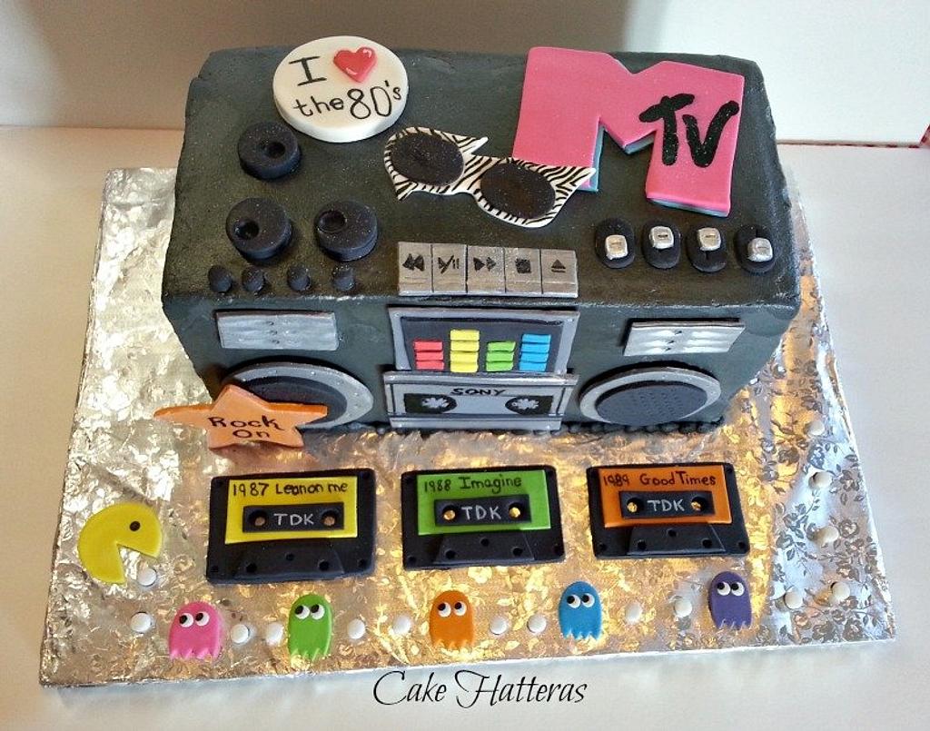 80's Boom Box for 25th Class Reunion - Cake by Donna - CakesDecor