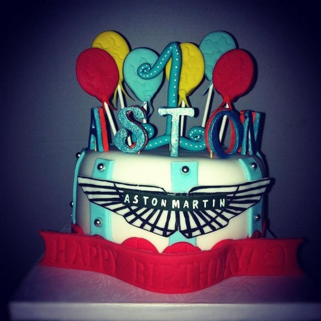 Birthday cake, Food & Drinks, Homemade Bakes on Carousell
