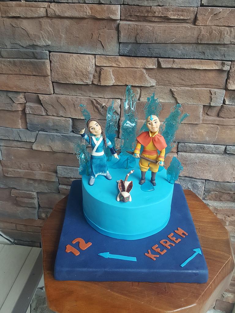 This is the Avatar Cake I made for the 15th anniversary I also tried  making avatar cookies and the Air Nomad fruit pie  rTheLastAirbender