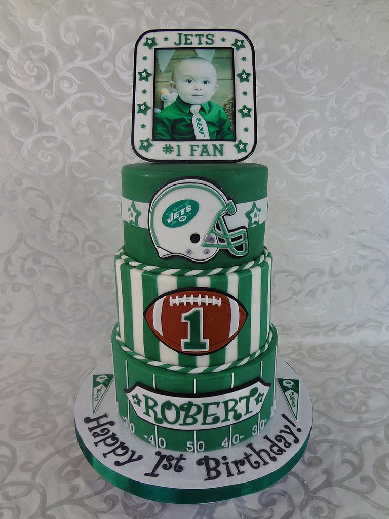 NY Jets Cake - Decorated Cake by Custom Cakes by Ann - CakesDecor