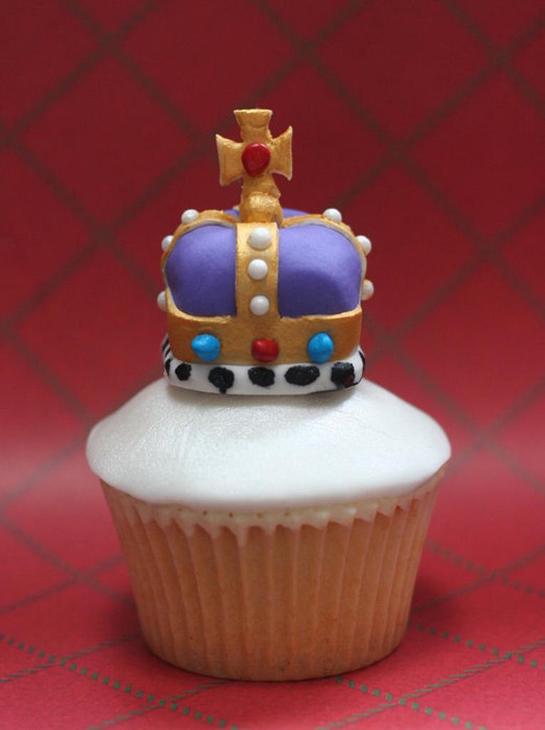 100th Birthday Cake Toppers - Gold Crown - Incredible Toppers