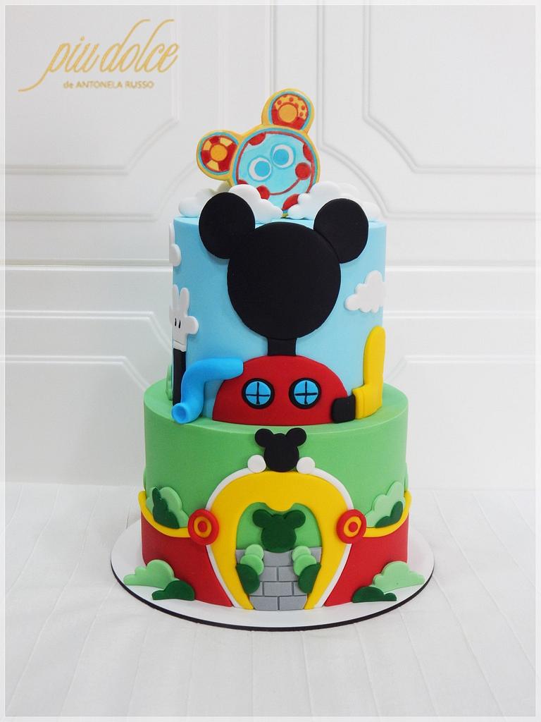 Mickey Mouse Club House - Decorated Cake by Piu Dolce de - CakesDecor