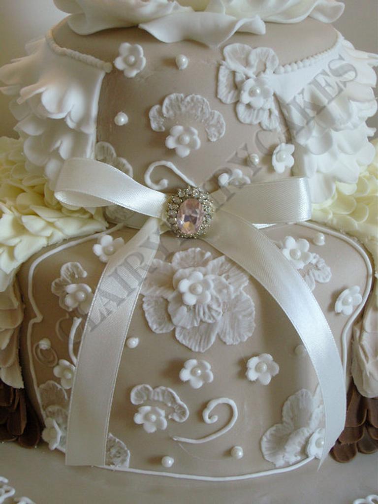 Cake for my mother in law - Cake by Clair Stokes - CakesDecor