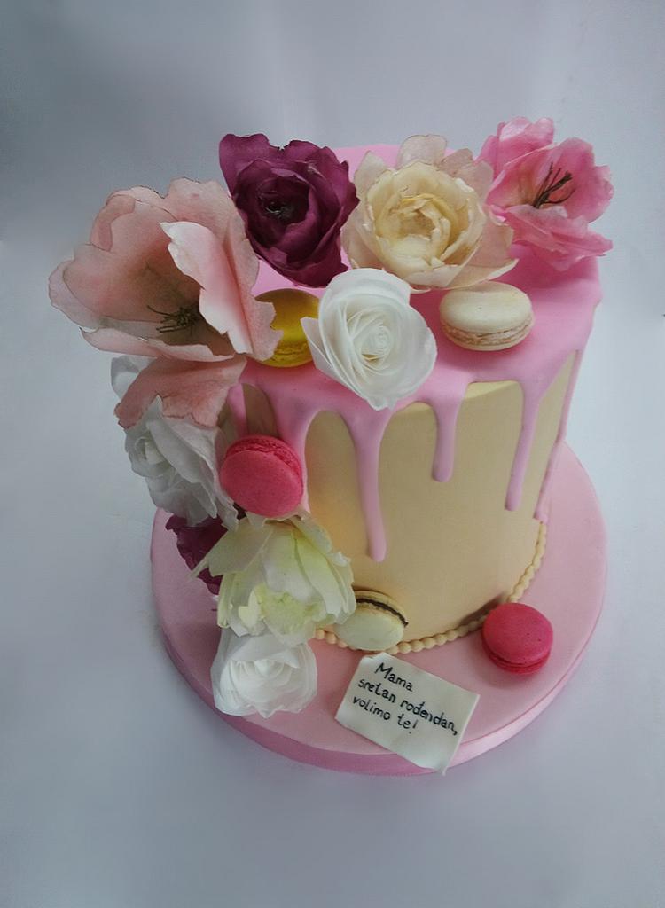 Flower,macarons and royall - Cake by Milica - CakesDecor