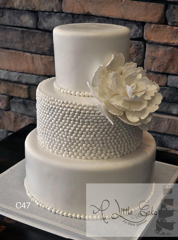 Fondant wedding cakes | French Wedding Cakes