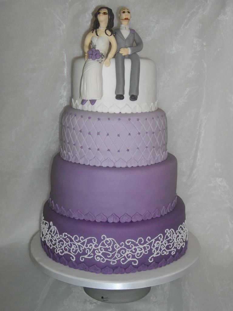 Parma violet cupcakes | Baking Recipes | GoodTo