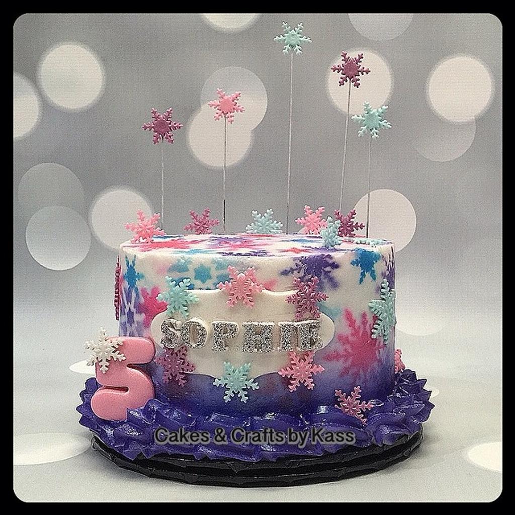 Buttercream Frozen Cake - Cake by Cakes & Crafts by Kass - CakesDecor