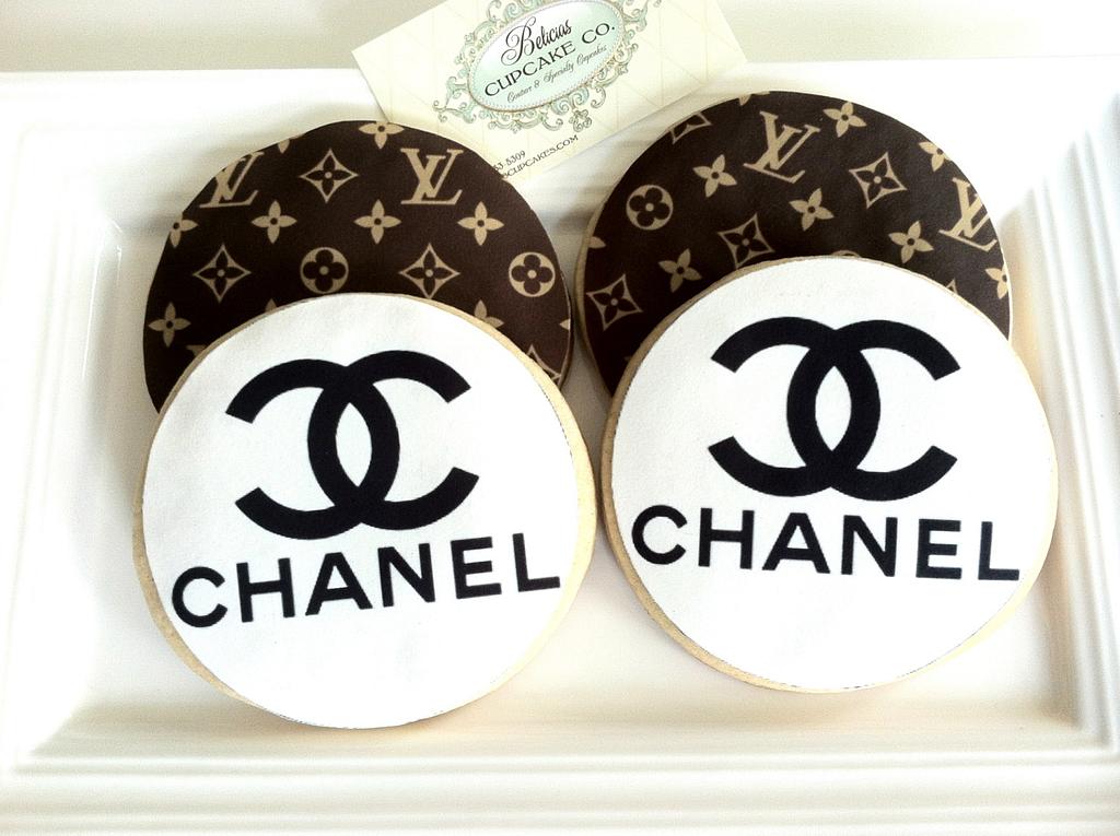 Chanel & Louis Vuitton Cookies Inspired By: Belicia's - CakesDecor