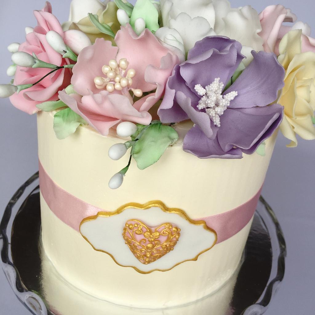 Flower box cake Cake by Layla A CakesDecor