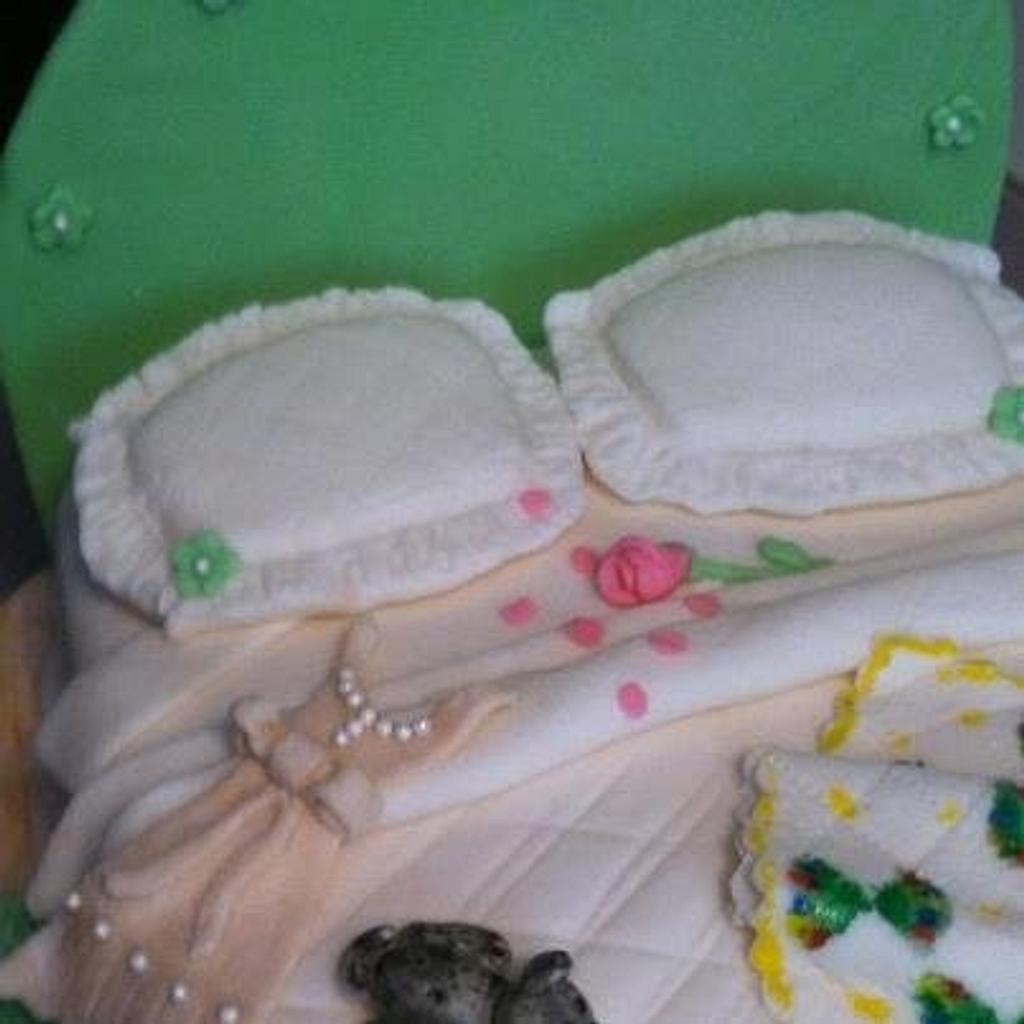 Bed Cake Cake by Patty Cake's Cakes CakesDecor