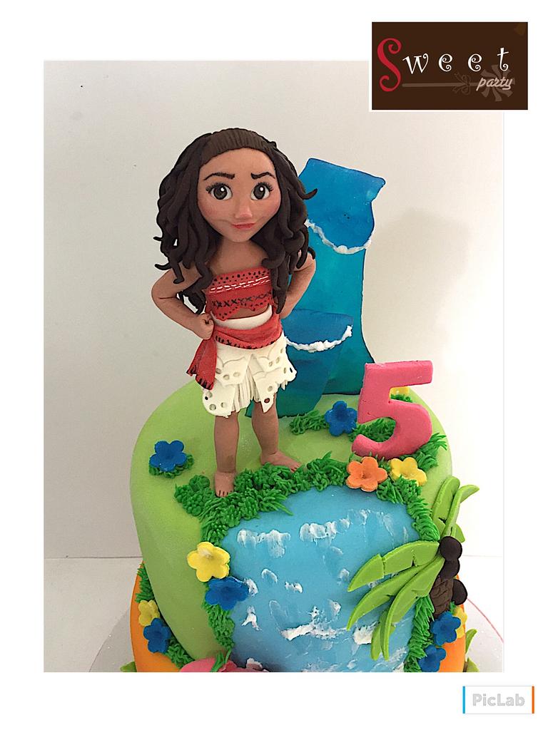 Moana cake - Cake by Vale Logroño - CakesDecor