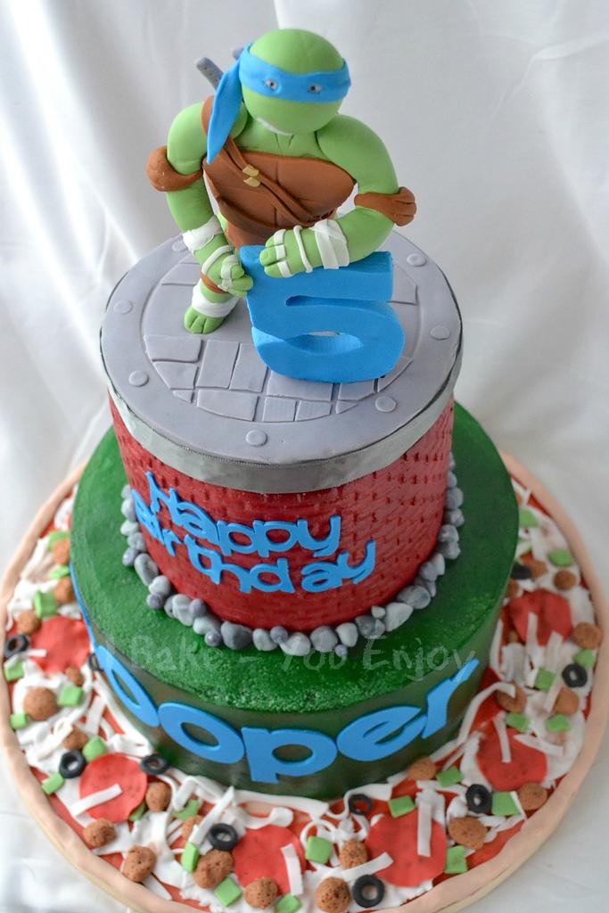 Ninja Turtle Leo - Cake by Susan - CakesDecor