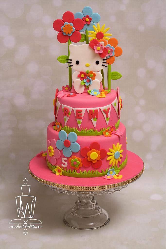 Hello Kitty cake - Decorated Cake by Luckapece - CakesDecor
