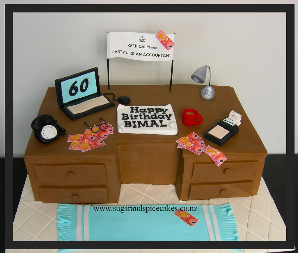 Gary's Desk | My cake projects