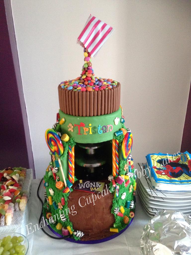 Christening Fondant Birthday Cake - R047 – Circo's Pastry Shop
