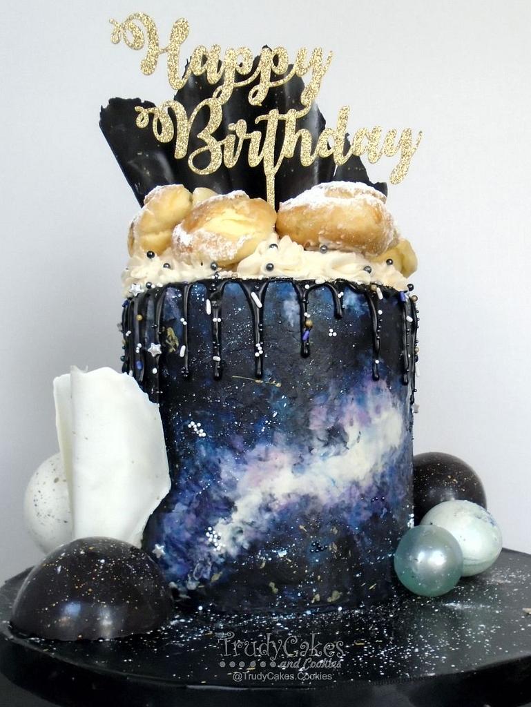 This Galaxy Cake Is So Easy to Decorate