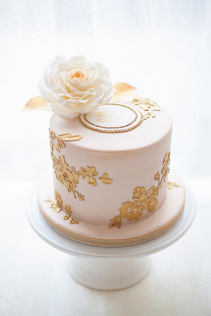 The Cake Lady Guernsey - Tonight's buttercream Golden Wedding anniversary  cake for a family celebration at China Red this evening. | Facebook
