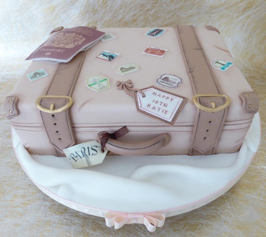 Burberry suitcase - Decorated Cake by Sobi Thiru - CakesDecor