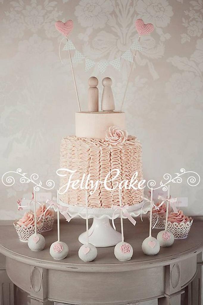 Snow White Wedding Cake - Cake by JellyCake - Trudy 