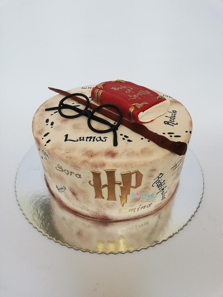 Harry Potter chocolate cake recipe - The Little Blog Of Vegan