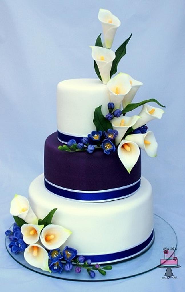 3 Tier Lillies Wedding Cake – celticcakes.com