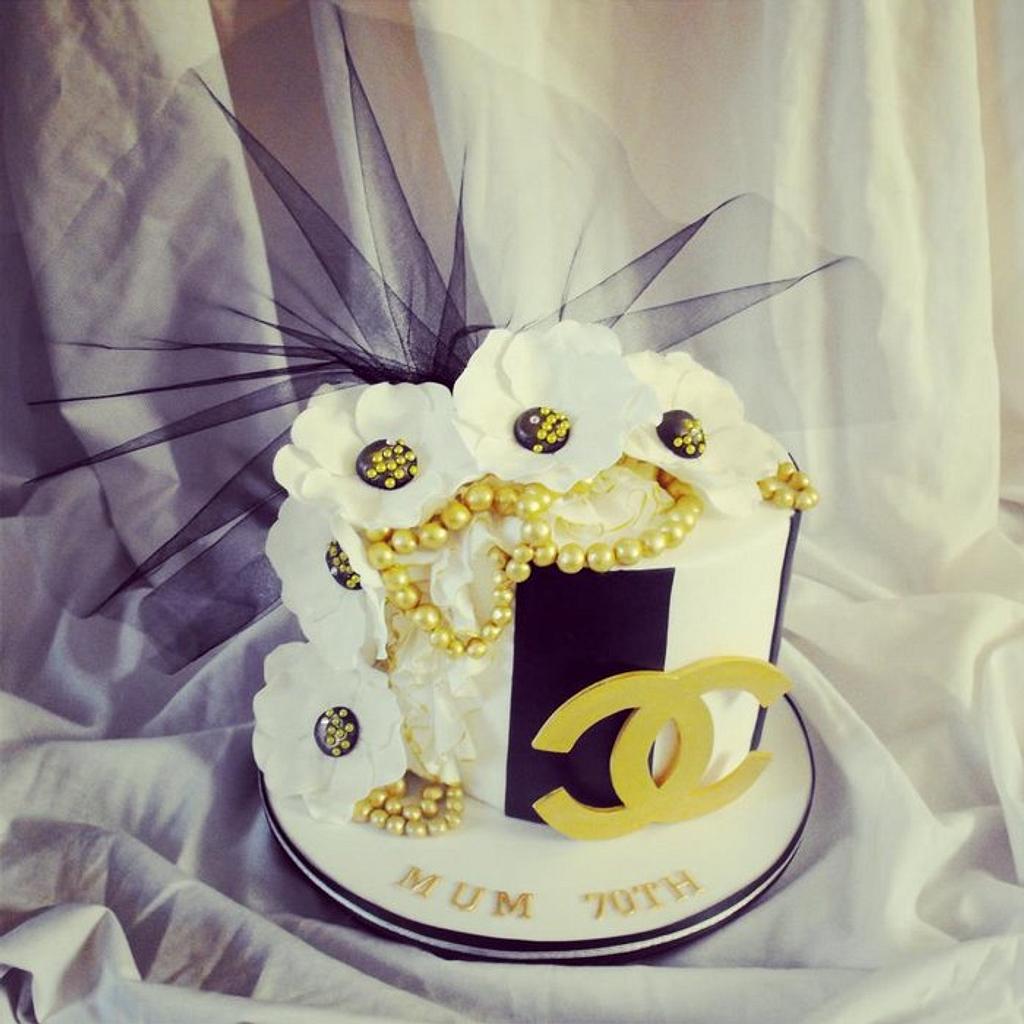 Chanel Birthday Cake - Decorated Cake by Dee - CakesDecor