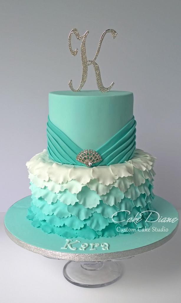 Cake Hub - 2 Tier Mixed Double Floor Cake 😋😍 . . . . . #cake #cakehub  #doublefloor #mixedcake #flavoroflove #love #homedelivery #delicious  #yummycake🎂 | Facebook