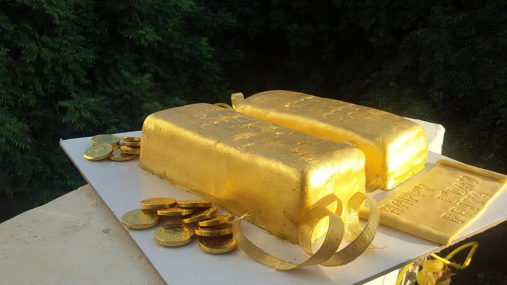 An edible gold bar cake Cake by vedha CakesDecor