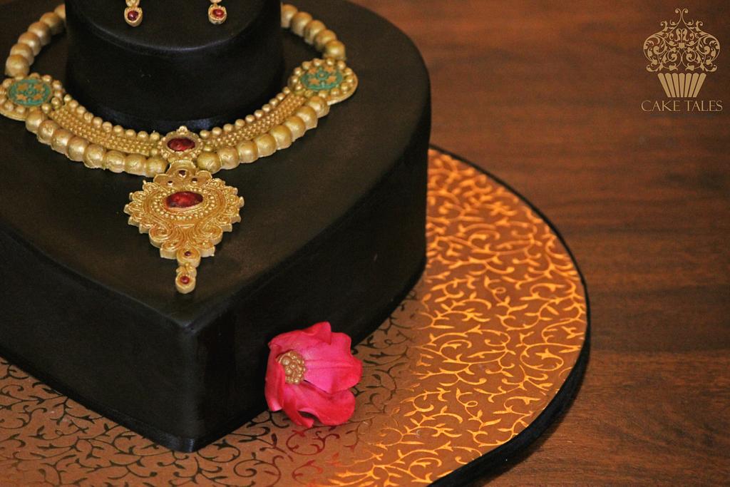 Indian Jewellery cake - Cake by Meenal Rai Shejwar - CakesDecor