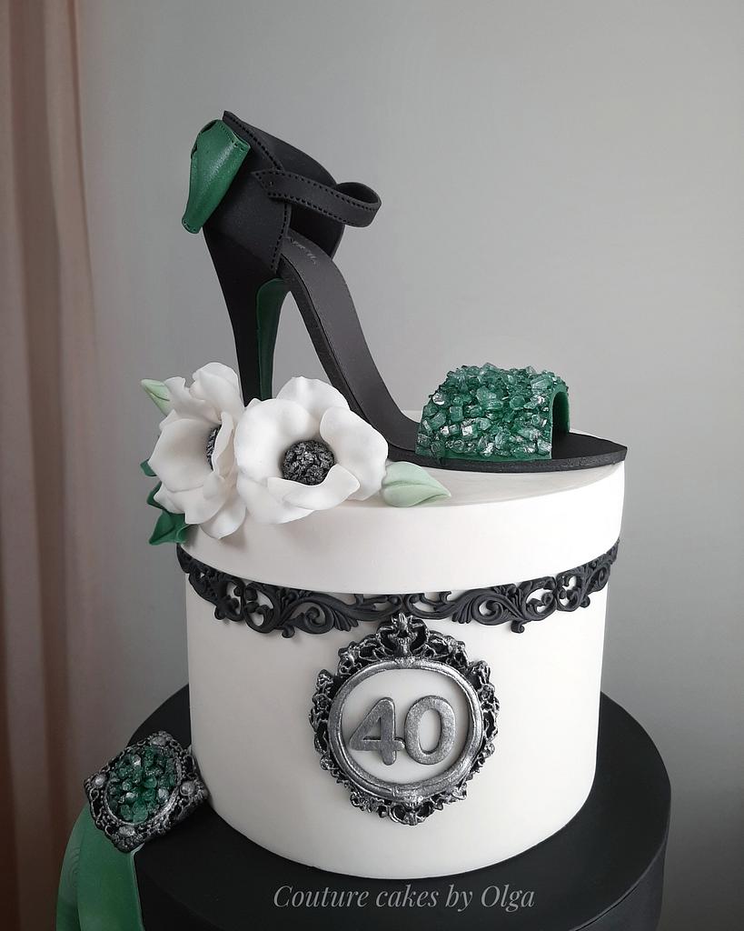 40th Birthday Black Fondant Cake - Decorated Cake by - CakesDecor