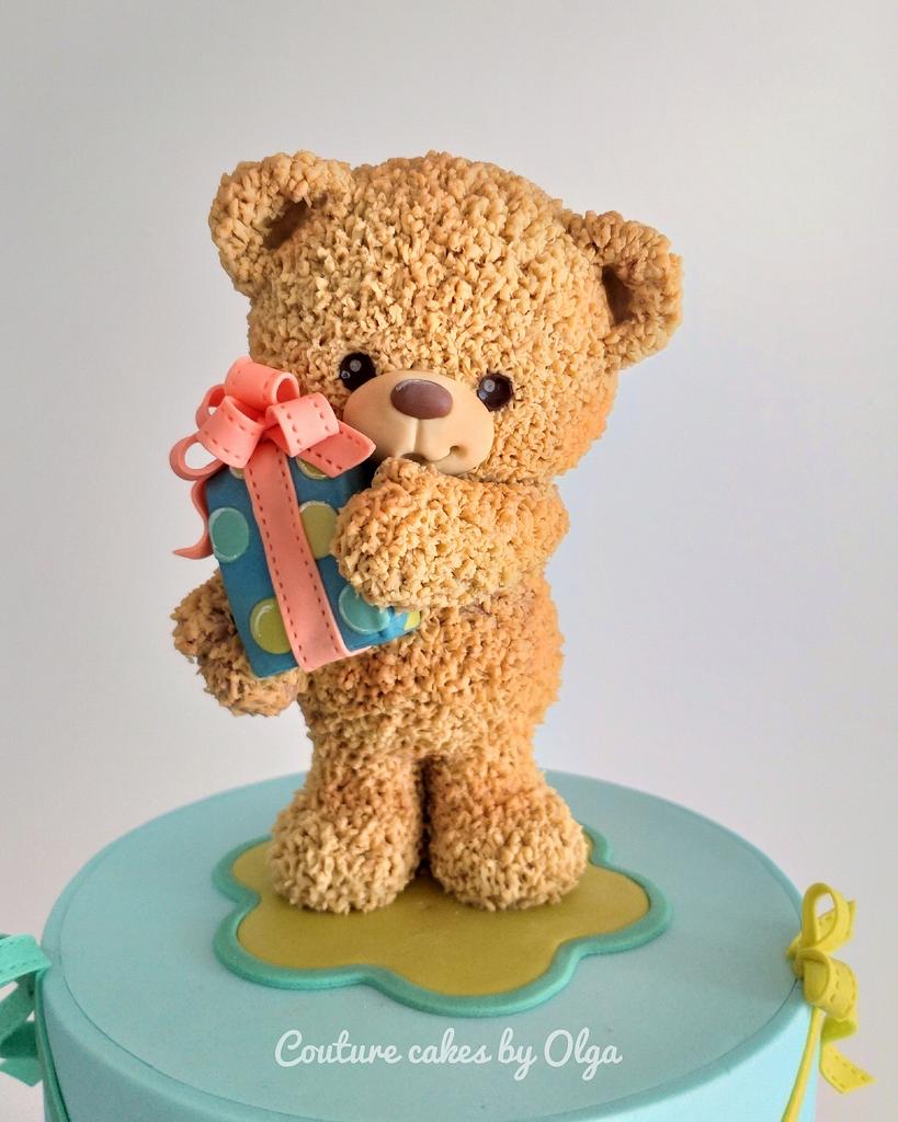 A Cake To Celebrate Your Little One : Teddy Bears're Sitting on The Cake