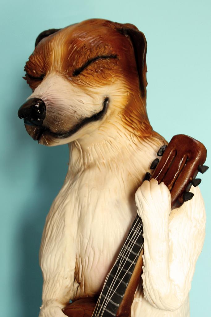 Johnny the Jack Russel and his Guitar - Cake by Estrele - CakesDecor