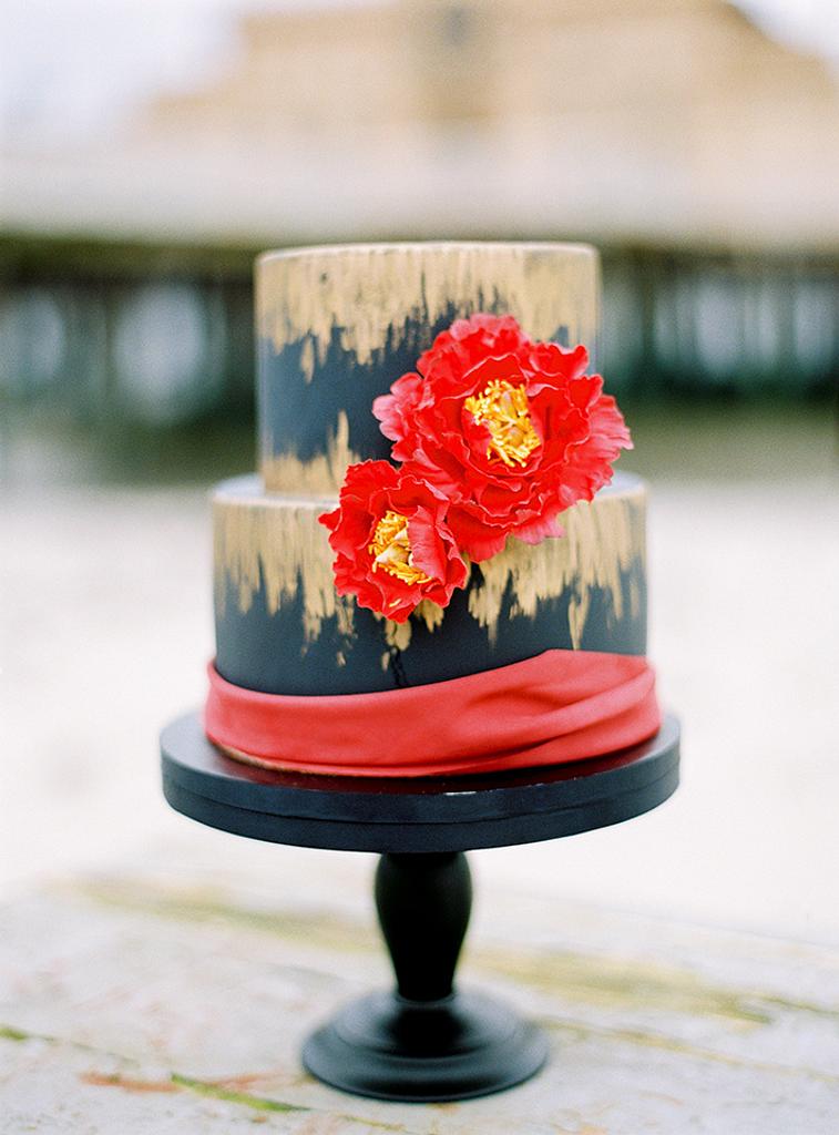 Wedding Cake In Black, Gold And Red. - Decorated Cake By - Cakesdecor