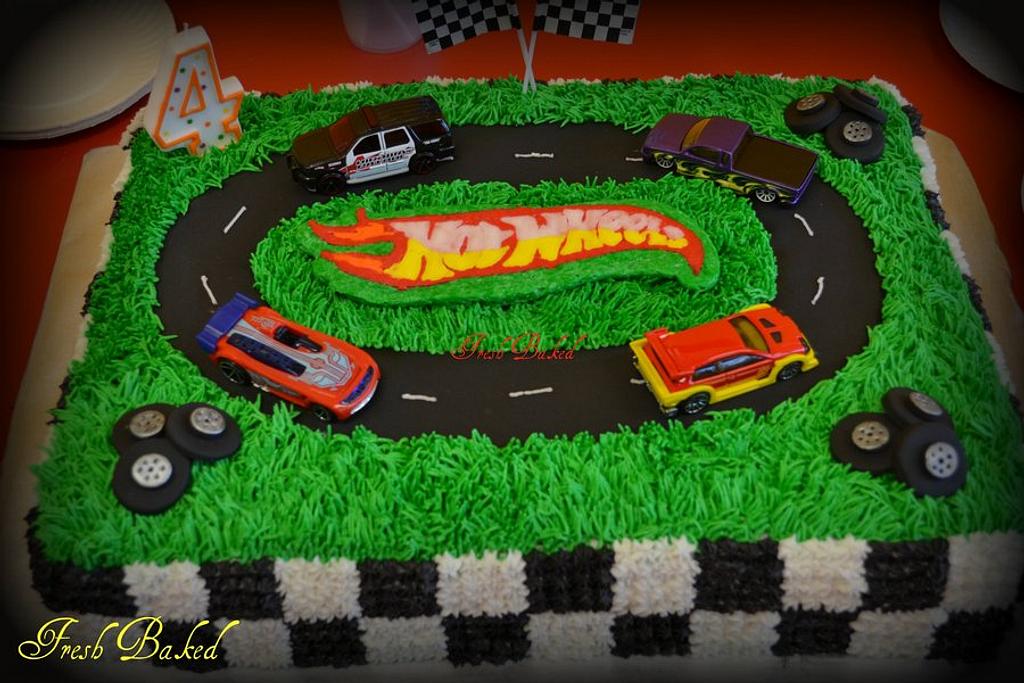Hot Wheels Ring of Fire Cake
