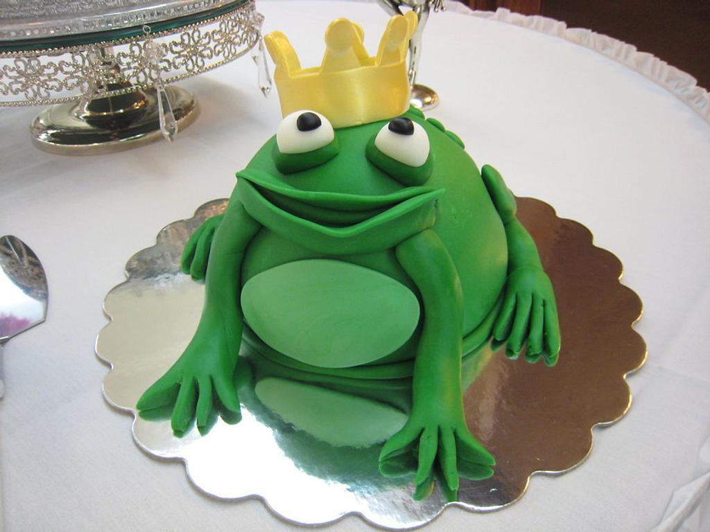 Princess & Frog Wedding Cake - Cake by Laura - CakesDecor