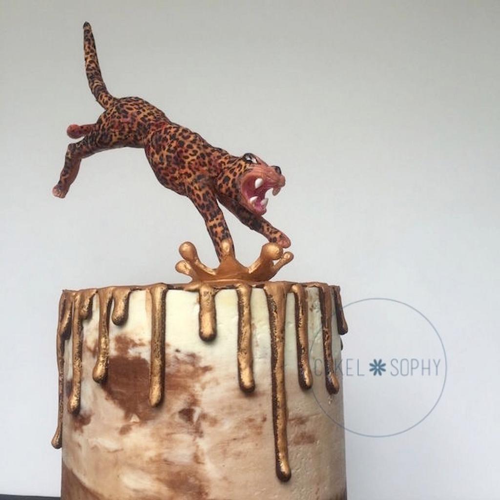 Jumping Jaguar Cake - Decorated Cake by Christina Wallis - CakesDecor