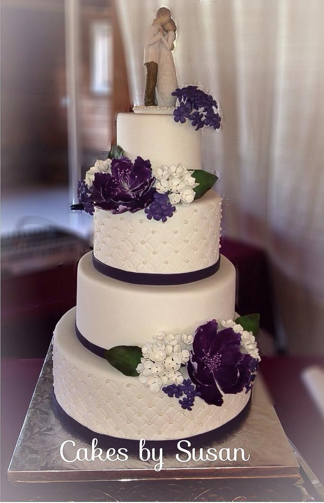 Elegant Purple Wedding Cake in Donholm - Meals & Drinks, Faith Roynes |  Jiji.co.ke