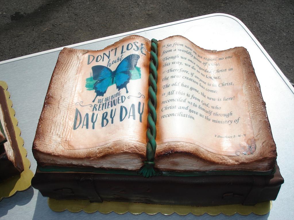 Bible Hymnal Cakes Cake By Chris Jones Cakesdecor