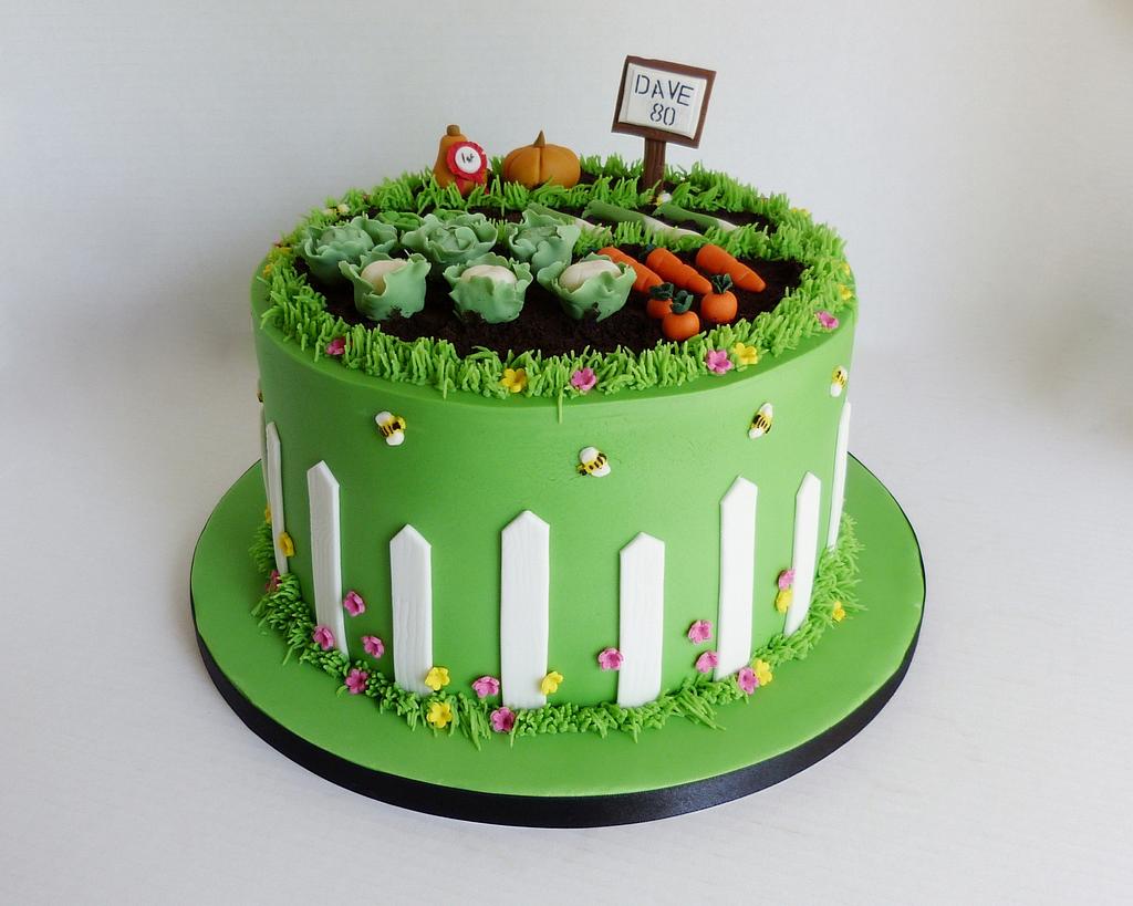 Pin by Becky Lee on Cake - birthday cake ideas | Garden theme cake, Garden  cakes, Themed cakes