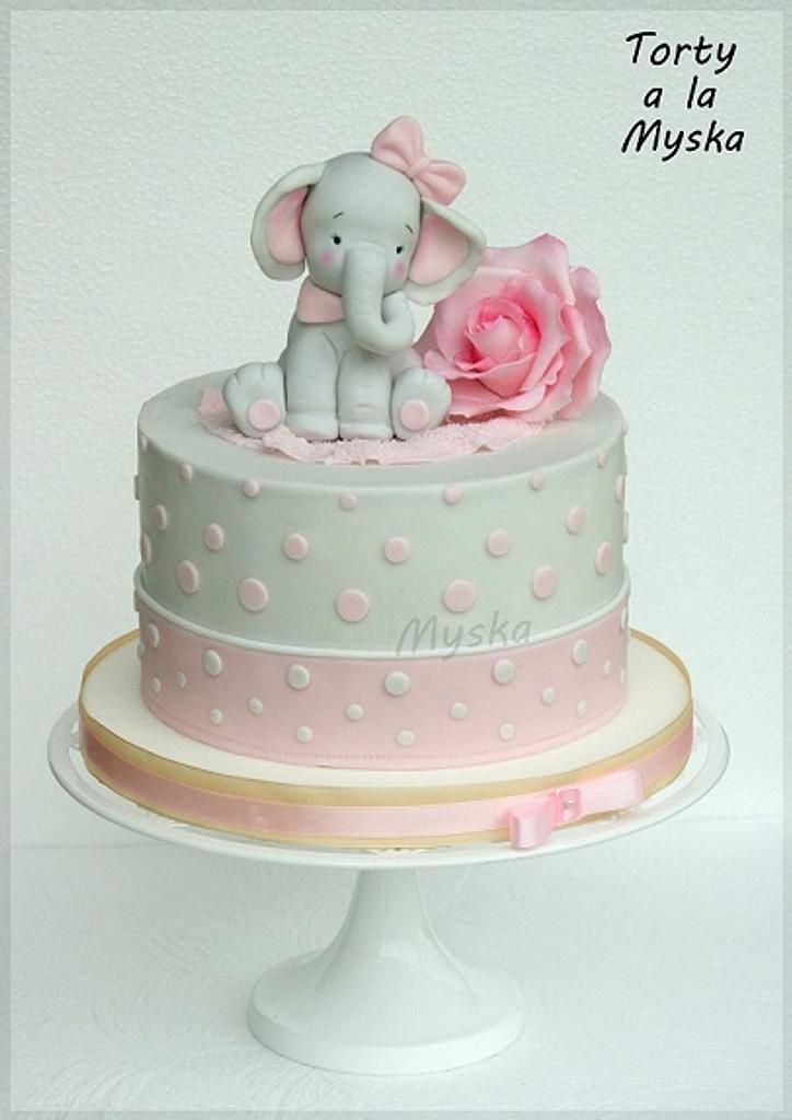 elephant - Decorated Cake by Myska - CakesDecor