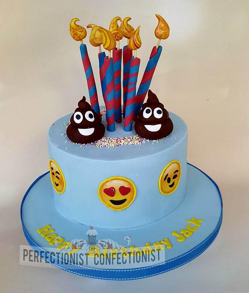 Winking Emoji Birthday Cake - Your Koseli Celebrations