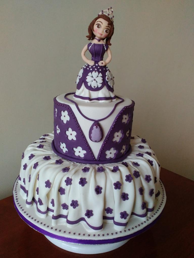 Princess Sofia Cake Cake By Sweet Passion Cakesdecor 
