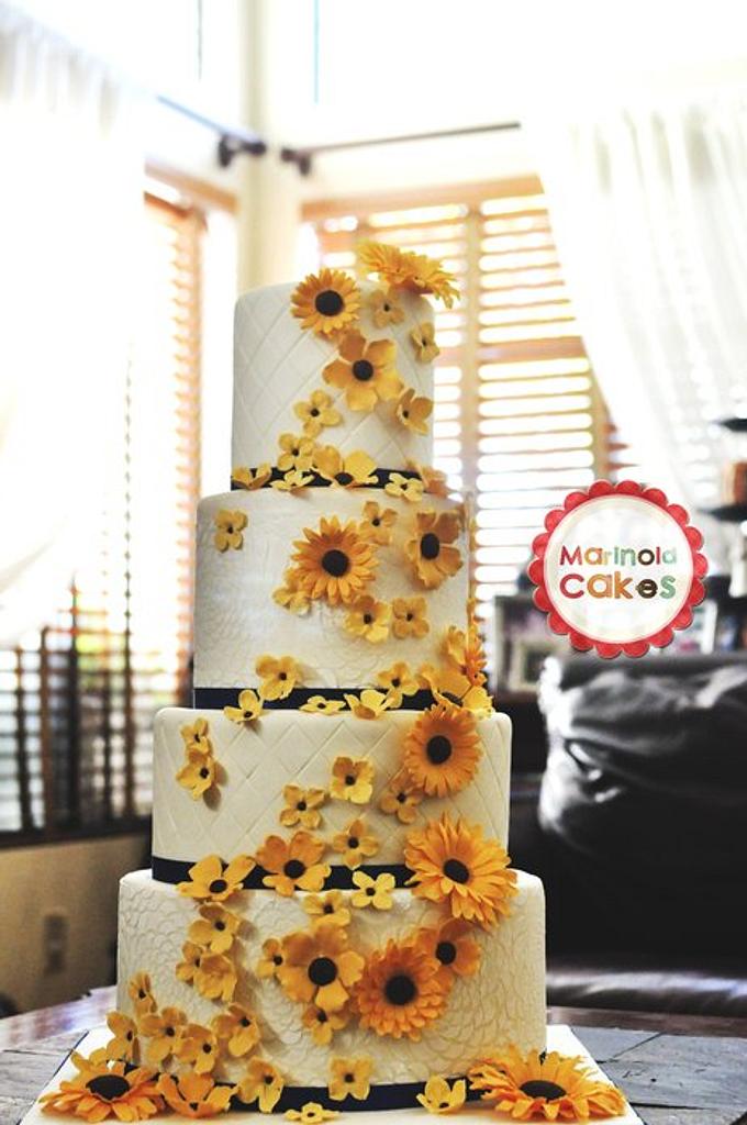 Sunflower Wedding Cake - Decorated Cake by Mavic Adamos - CakesDecor