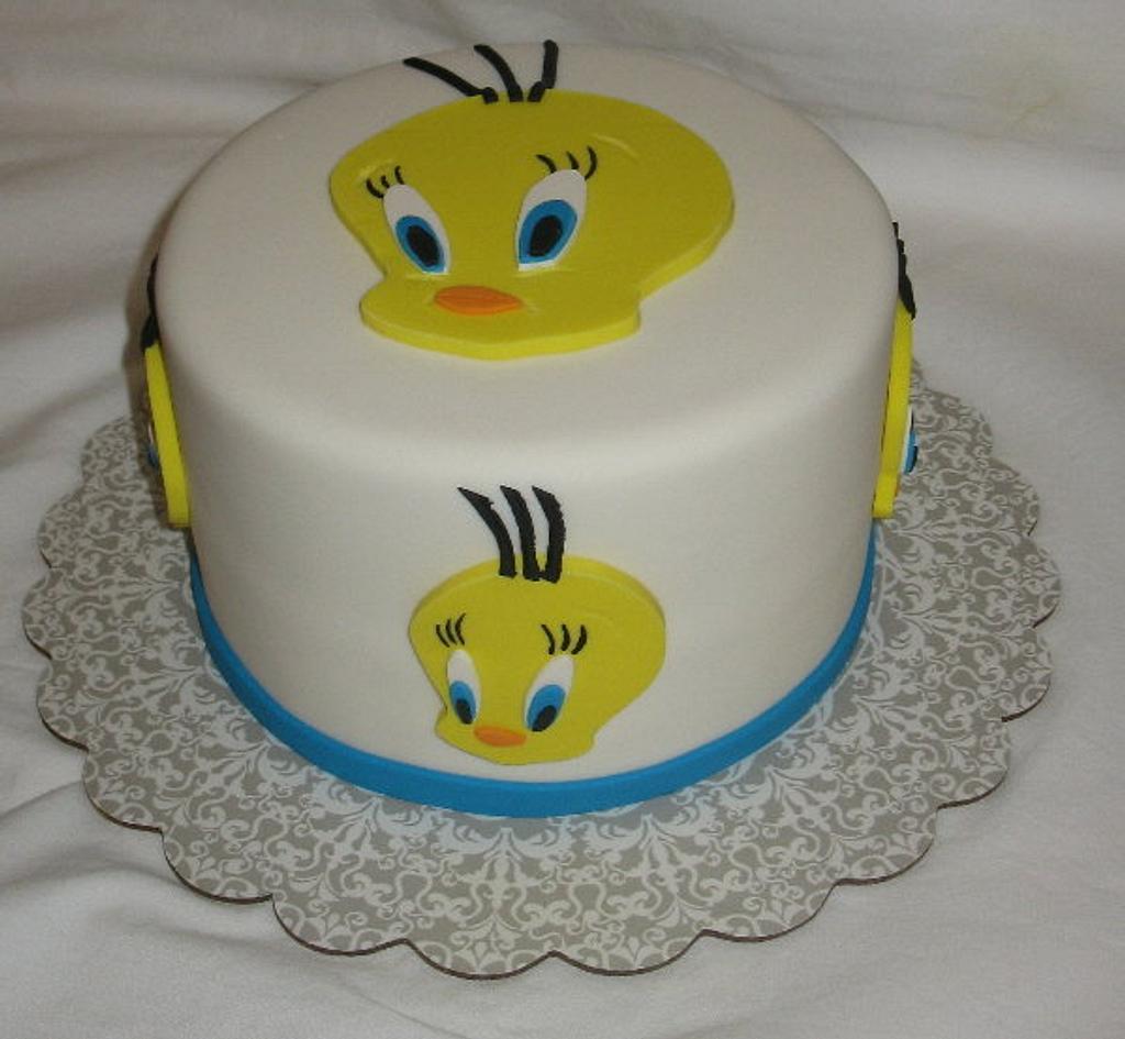Looney Tunes Tweety Photo Cake | Freedom Bakery