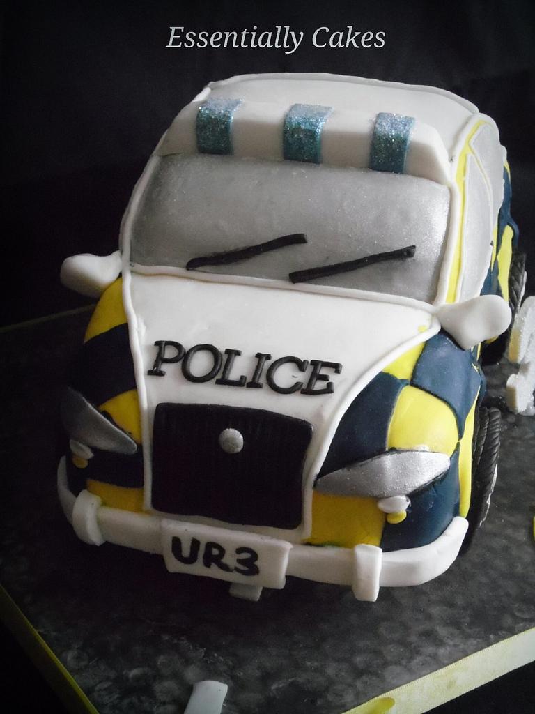 Police Car - Cake by Essentially Cakes - CakesDecor