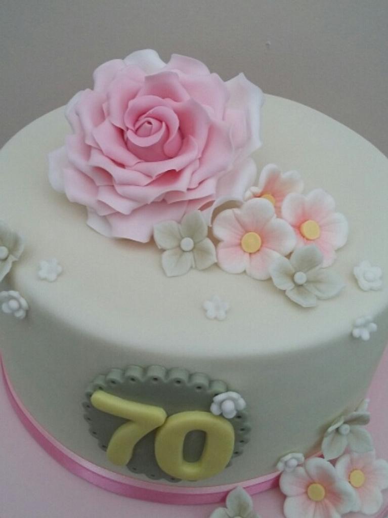 70th Birthday Rose - Cake by The Buttercream Pantry - CakesDecor